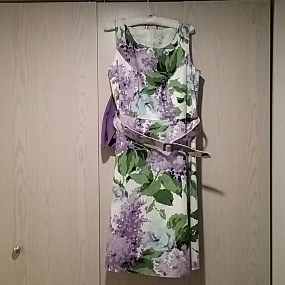Dress - Picture 3 of 3